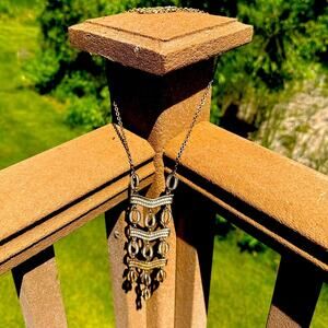 Stella and Dot Silver Bib Necklace 18” length